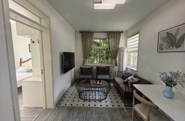 利民小区～河东小六中～ 近医院 ～送储藏室～精装修～好楼层