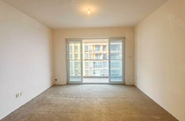 北成8号3室2厅108.89㎡170万二手房图片