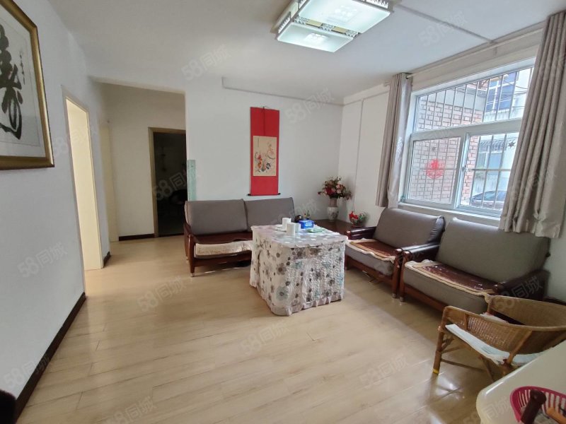 馨华园3室2厅2卫95.03㎡南54.8万