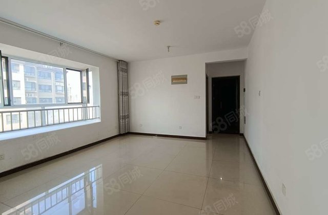 金柱康城！ 刚需小三居 商品房 高楼层 视野无遮挡 交通便利