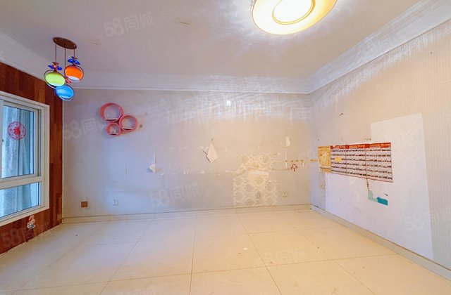 急售 市中心月亮湾阳光 实验 电梯好楼层  带储藏室免大税