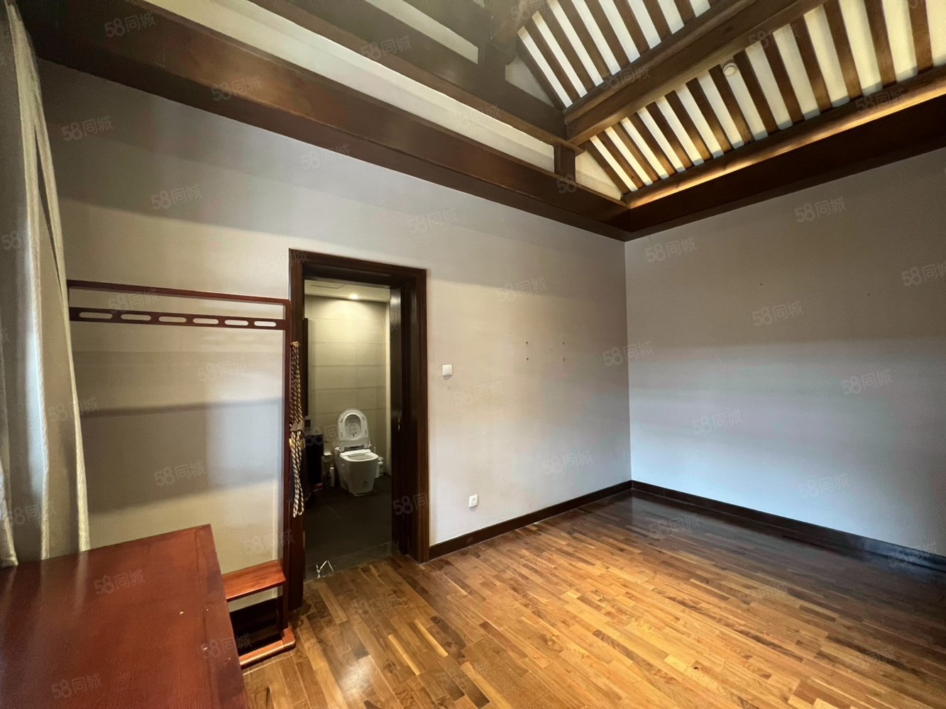 三眼井胡同小區(qū)3室5廳5衛(wèi)683㎡南北16000萬