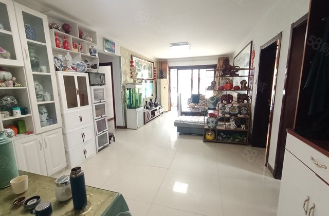 商品房 靠近东门 新东方龙湾 免大税 三室朝阳 看房方便