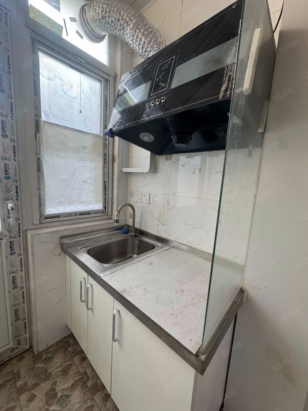 柴棒胡同小區(qū)1室1廳1衛(wèi)12.38㎡南北150萬(wàn)