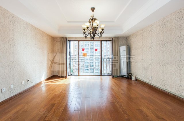 荣尊堡国际俱乐部公寓4室2厅205㎡1266万二手房图片