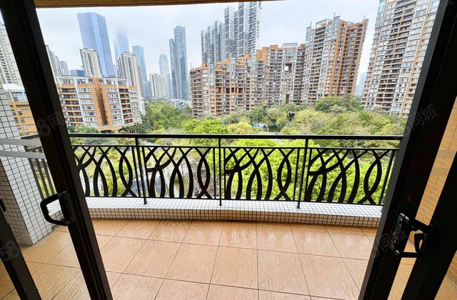 凯旋新世界广粤观邸2室2厅181.75㎡2150万二手房图片