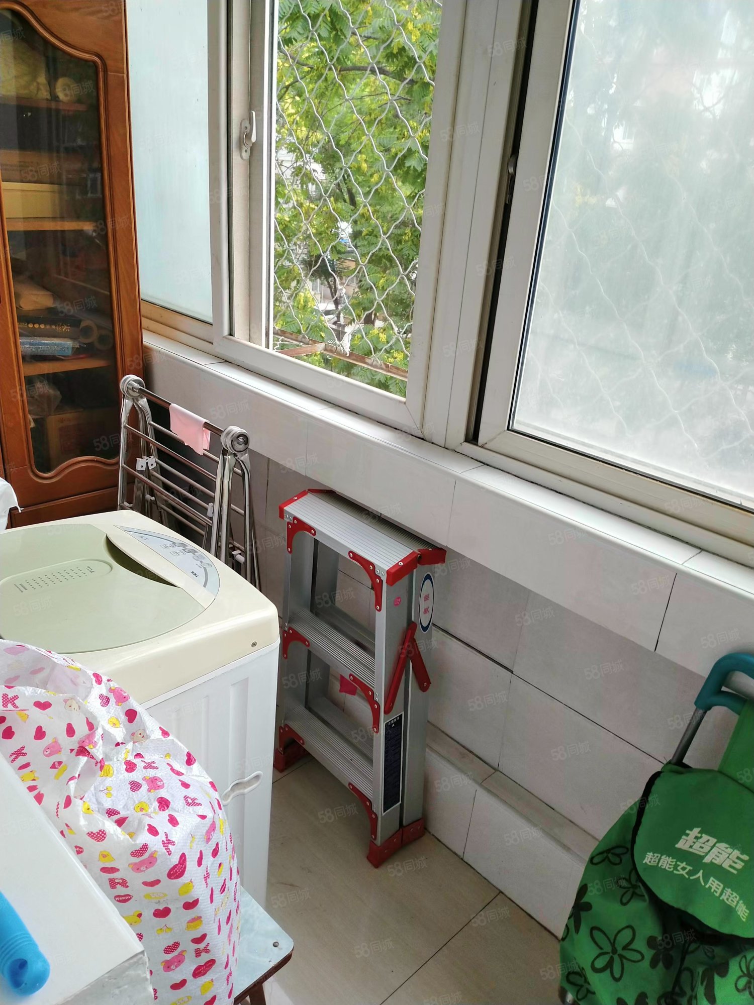 松榆里社區(qū)2室1廳1衛(wèi)55.95㎡南262萬