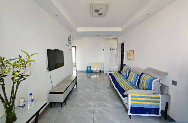 荣鼎康城(C区)2室1厅67㎡37万二手房图片