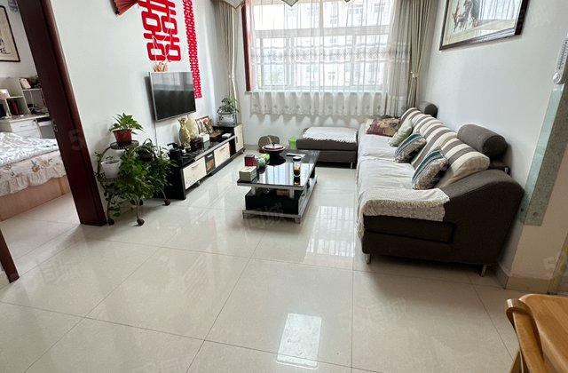 文轩 八中 水木清华 好楼层 好户型 停车方便