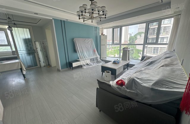 建设路 伟业北苑 精装修边户 采光好 带车库 房东着急出售