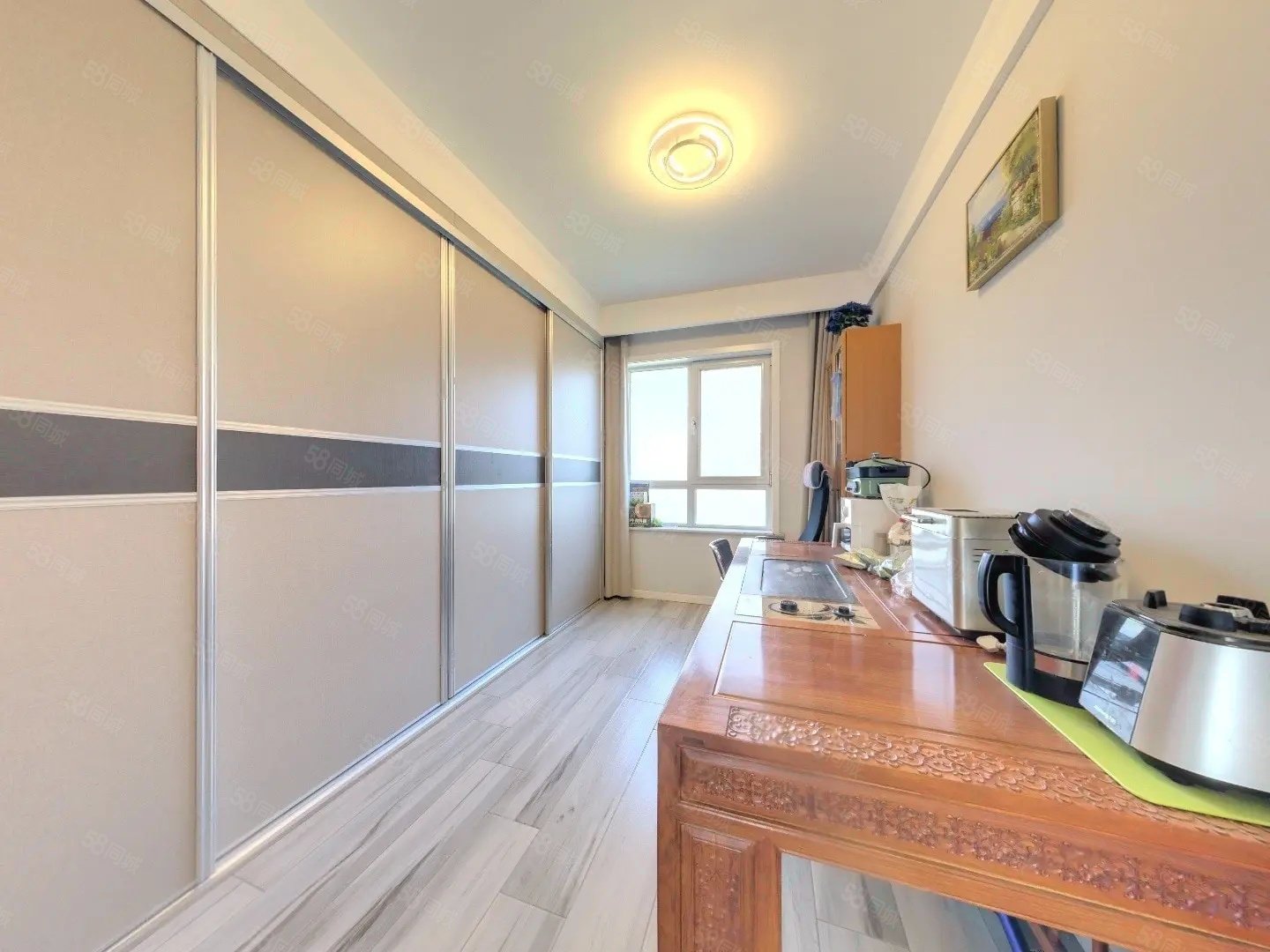 潤(rùn)西山苑4室2廳3衛(wèi)203.19㎡南790萬