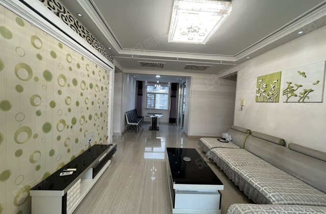 急售，二中旁大学城书香东郡三叶草户型，精装三室送车储随时可看