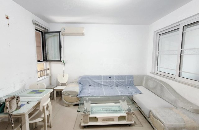 光明小學 电大前排！幸福里中层三室带车位储！城市领秀 阿卡！