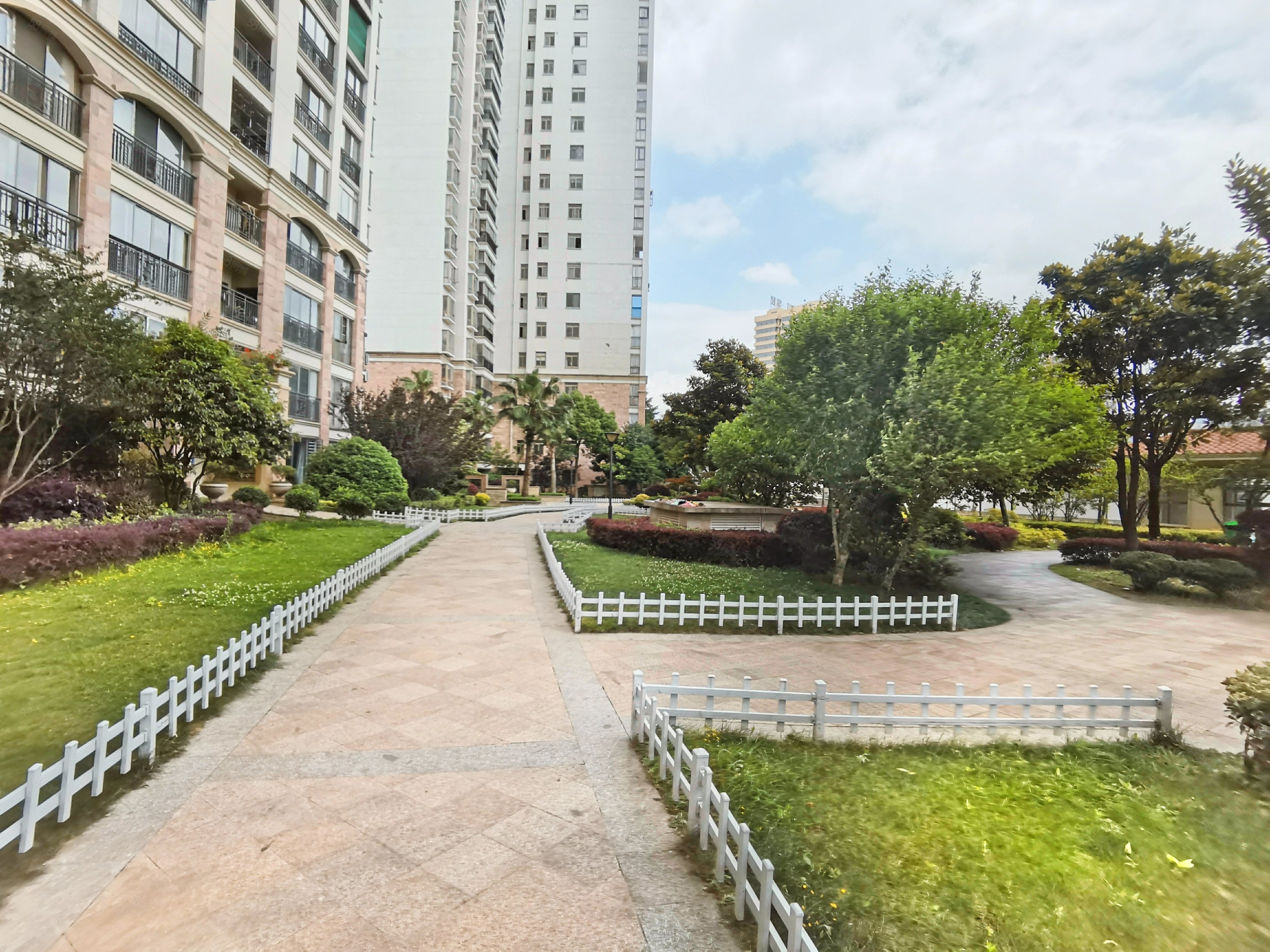 檀溪谷瀚苑3室2厅2卫122㎡南北88万