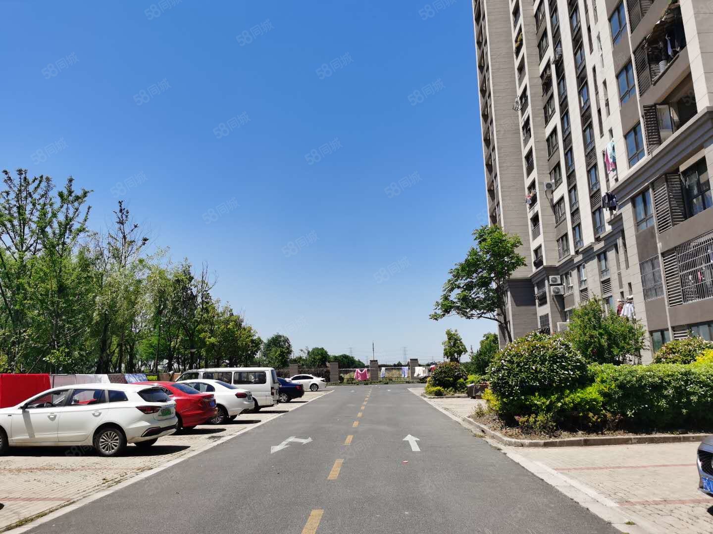 外冈雅苑1室1厅1卫63㎡南北105万