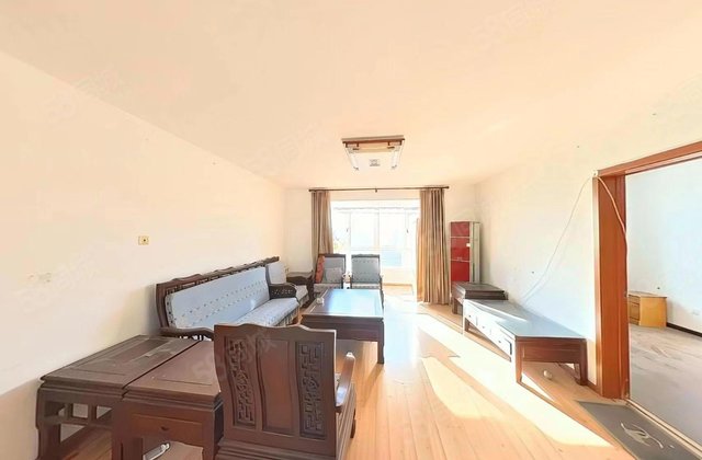 陽(yáng)光樂府3室2廳2衛(wèi)139.26㎡南北455萬