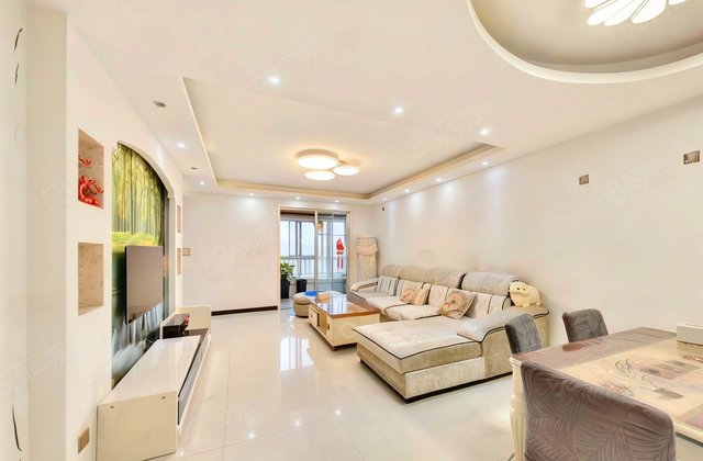 鼎正中央领郡3室2厅123.88㎡176万二手房图片