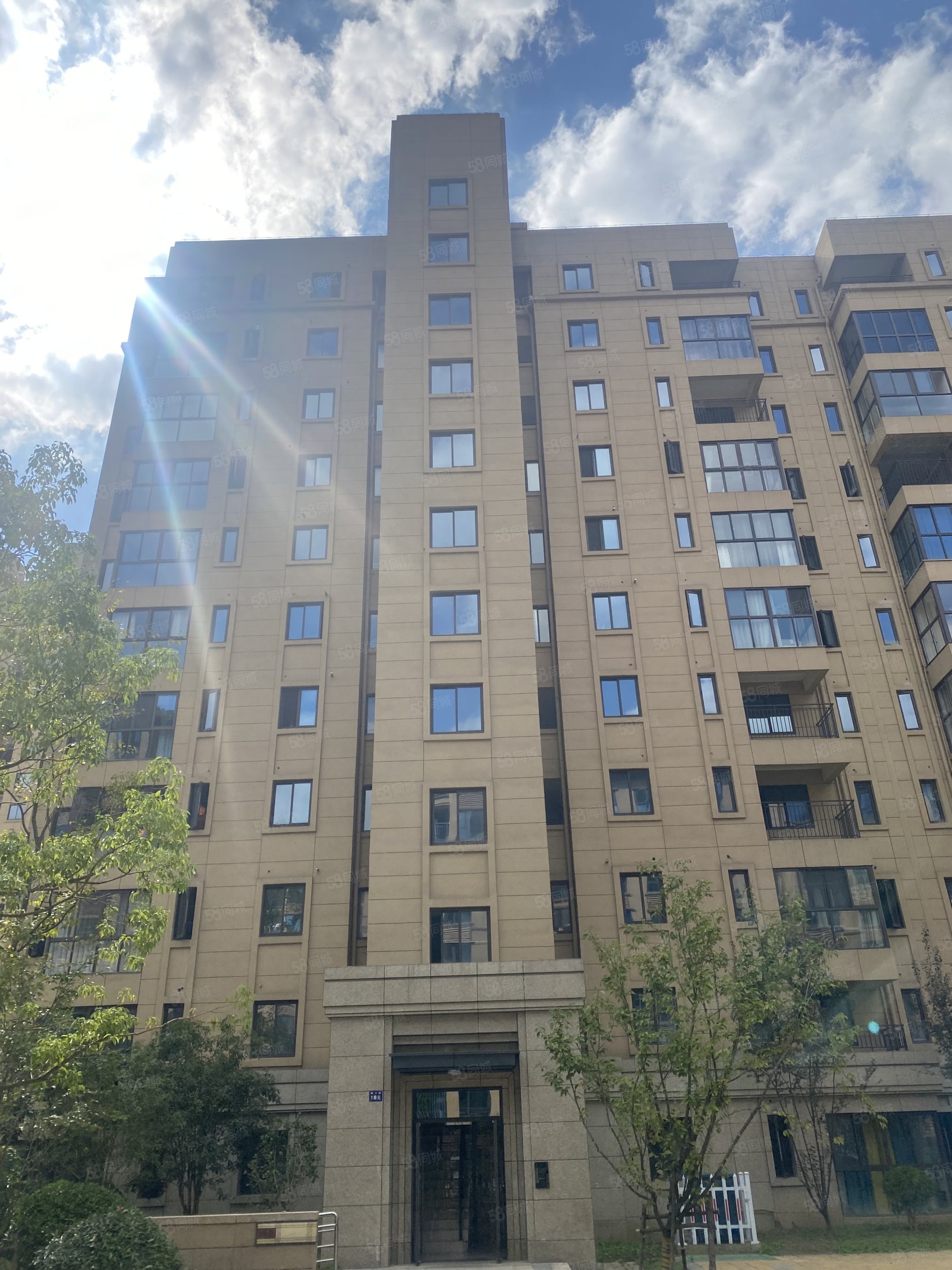 石榴玉兰湾(安吉)3室2厅1卫89㎡南北75万