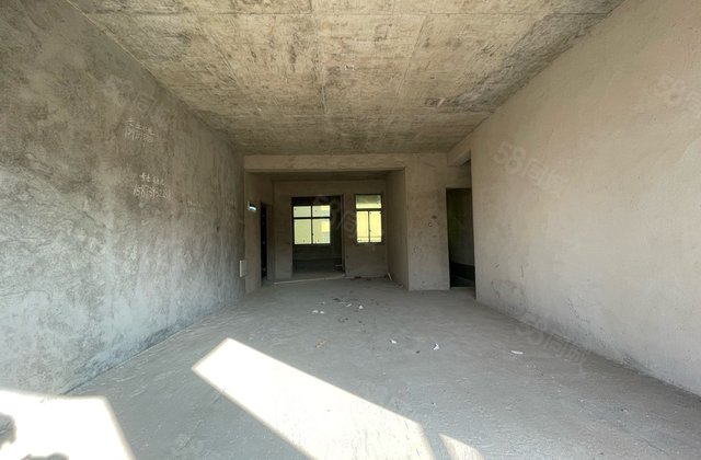 7分王府地产邵东火车站新辉路佳润国际2021年建造低层(共28层)南北