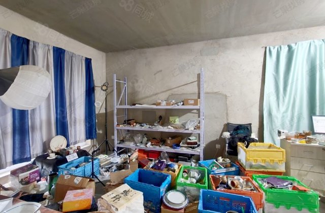 保利香槟国际3室2厅116.68㎡110万二手房图片