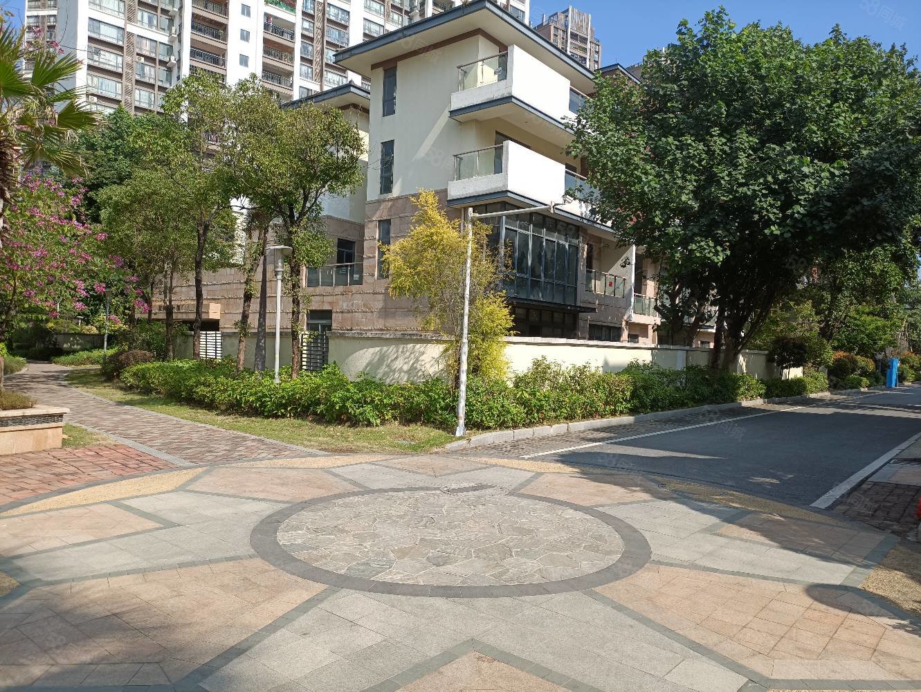 美的御海东郡别墅5房毛坯建四层有双车库前后花园五年
