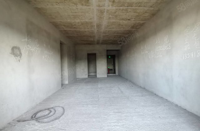 御临天下4室2厅125㎡49万二手房图片