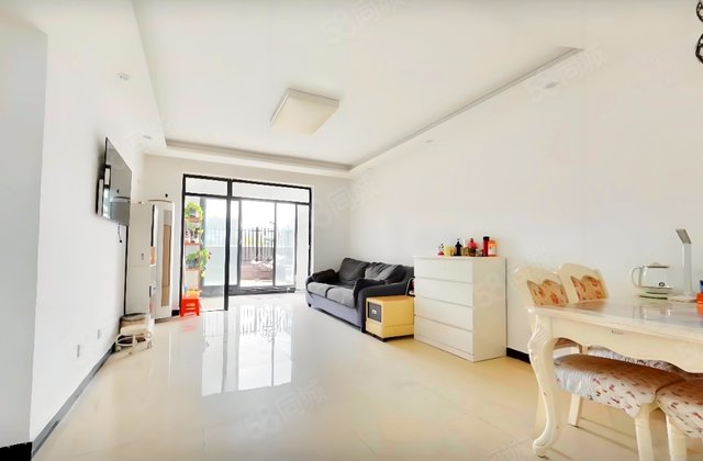 天朗蓝湖树2室2厅94.7㎡140万二手房图片