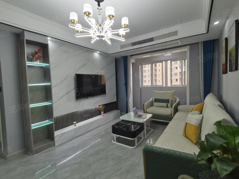 五岛湖公馆3室2厅1卫107㎡南北83.8万