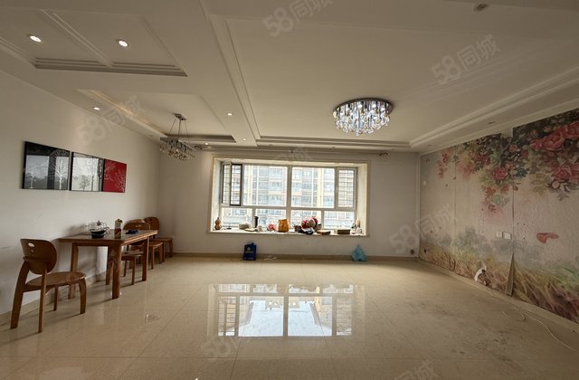 急售 龙湾 商品11层洋房 车位储藏室 南北通透 恒大名都