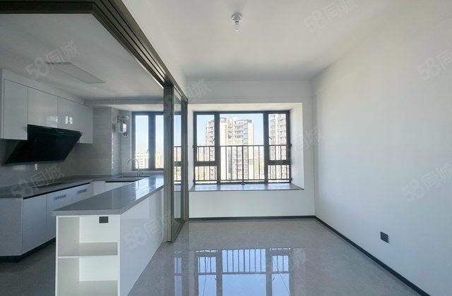 顺控桂樾台4室2厅125㎡108万二手房图片