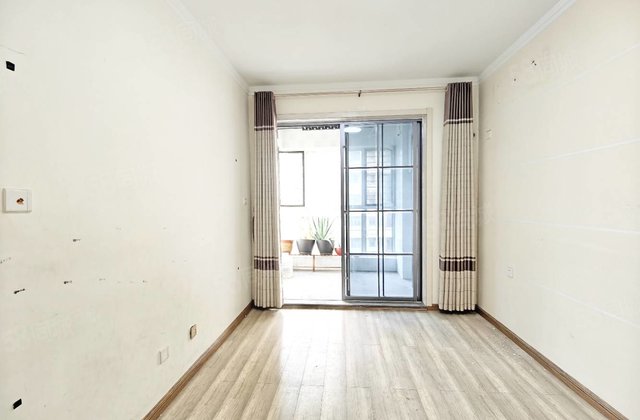 急售！星光东昌丽都 东边户 送车位送储免大税 东昌东 外国语