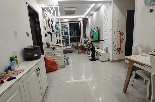 金柱大学城C区 2室2厅电梯房,精装修,满五送车位价格可议