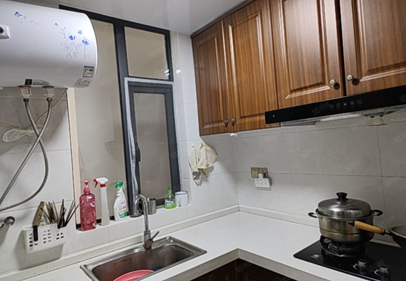 荣德庄园2室2厅1卫62.2㎡东南51万