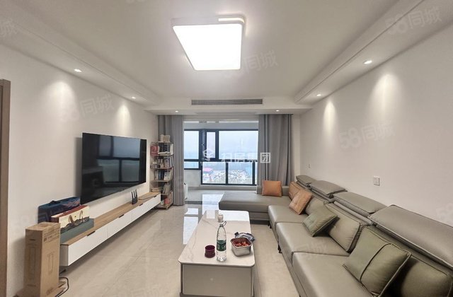 抢抢抢！单价8千多 三叶草户型 精装修 送品牌家具家电