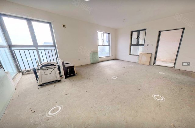 英郡(一期)4室2厅148㎡389万二手房图片