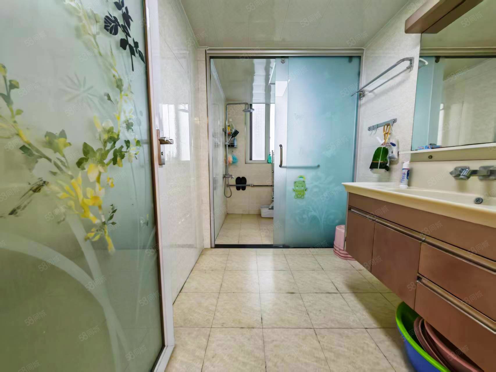 兴丽城C区3室2厅1卫131㎡南北56.8万