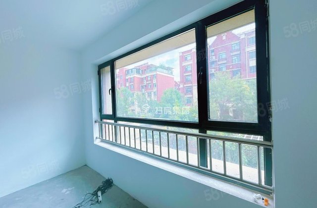 急售 徒骇河小洋房四叶草全明户型新房未住 赠送车储