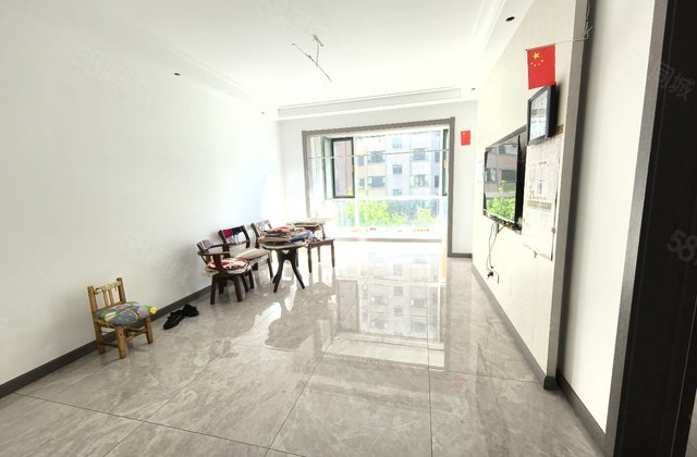 龙泉揽山园2室2厅91㎡68万二手房图片