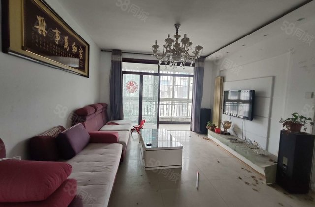 房源免大税带储藏室单价不到300千双阳台