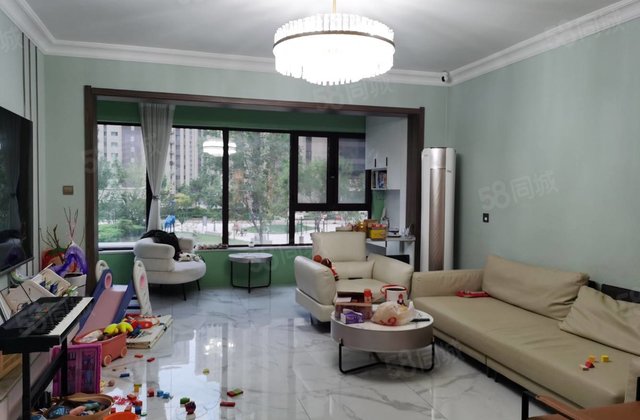 国岳府四室看房子提前联系送车位精装修