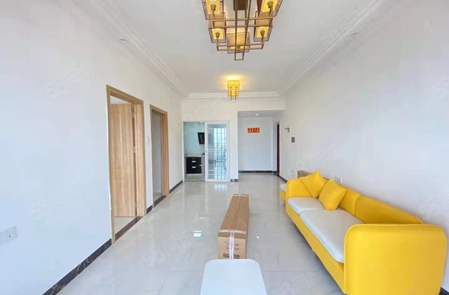 铂金公馆2室1厅71.24㎡39万二手房图片