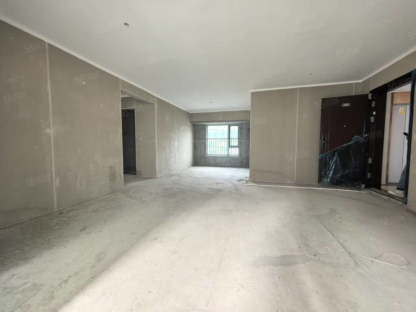 桃李江山3室2厅2卫131㎡南北89万