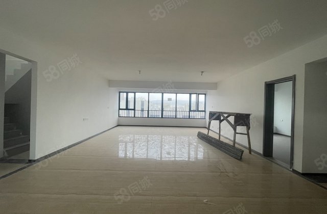 碧桂园文景台4室2厅212㎡150万二手房图片