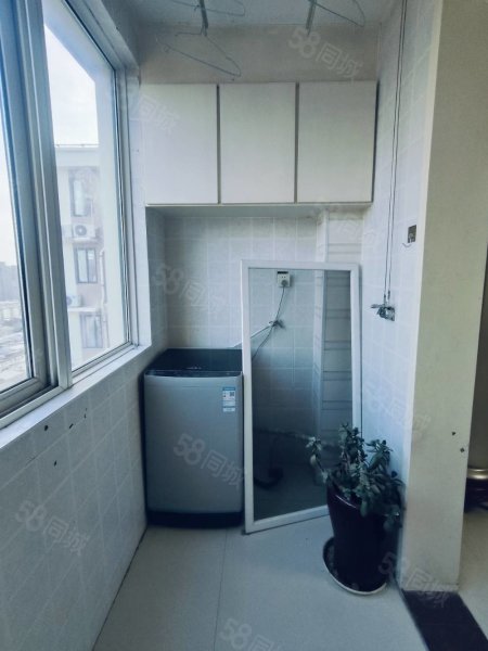 龙湖西苑3室2厅1卫95.88㎡南北38万