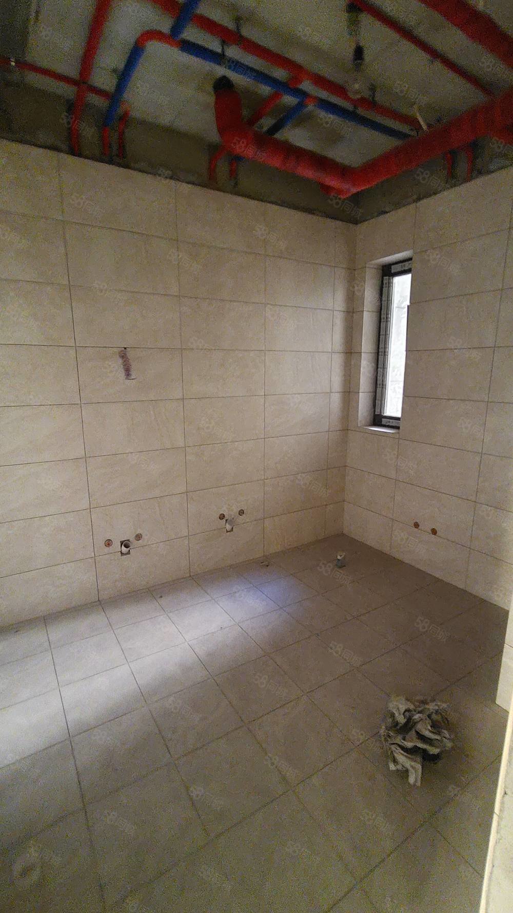 山语城4室2厅2卫224.05㎡南北110万