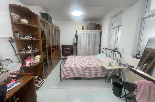 西四东大街小区2室0厅23.81㎡332万二手房图片