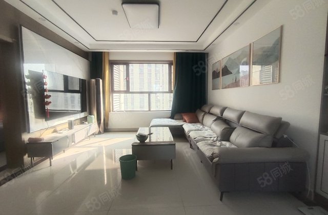 城南永泰公馆电梯房6楼通透婚房，精装修带车位带储，老证可分期