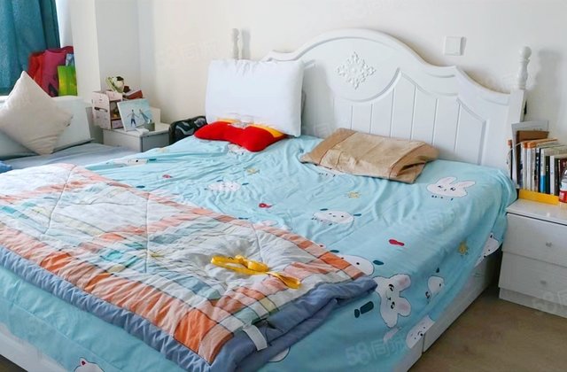 高宇上品领域3室2厅97.66㎡80万二手房图片