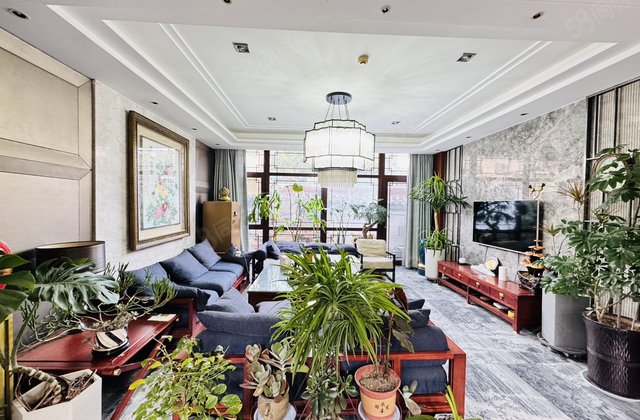 东昌湖 古楼 东昌御府 豪华装修大院子别墅 位置佳 拎包入住