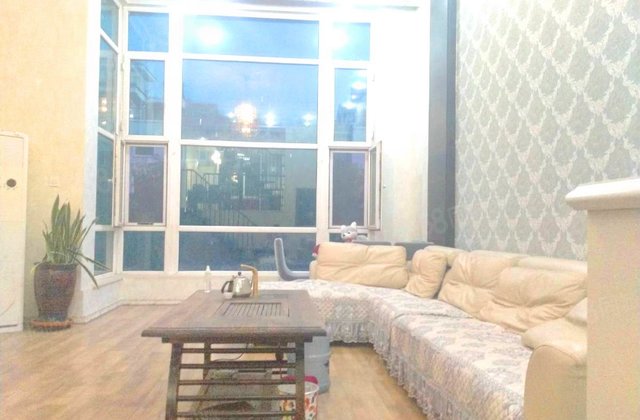 中海水岸春城5室2厅201.12㎡128万二手房图片